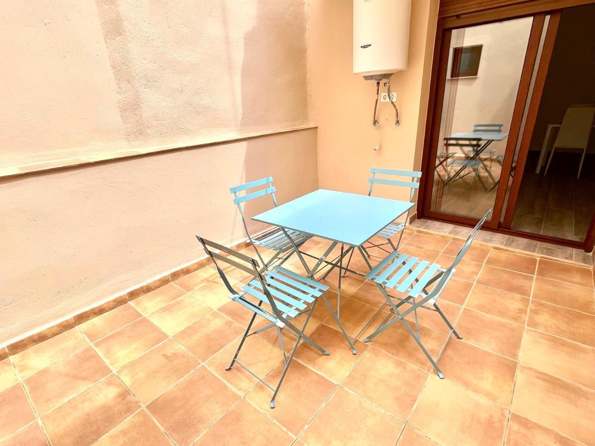 Old Town House With Lounge Area Сasa de vacaciones Benidorm